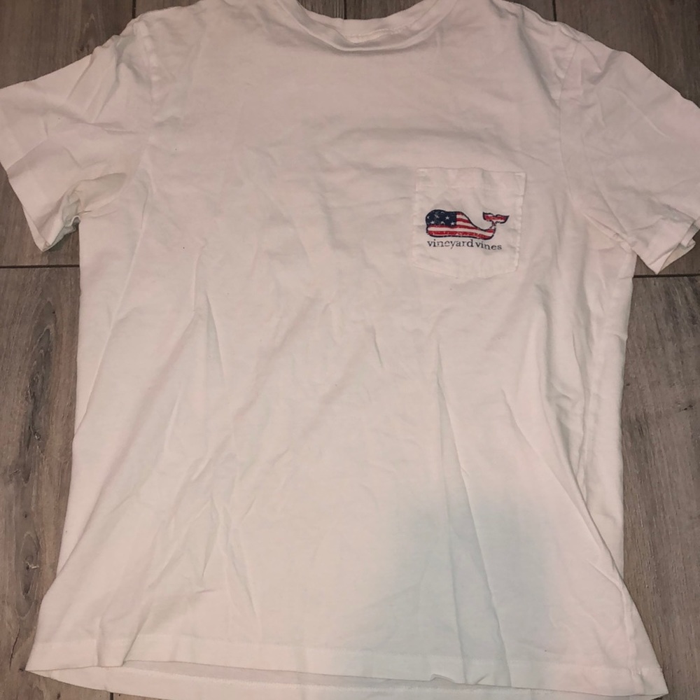Vineyard Vines Whale Tail Logo Tee